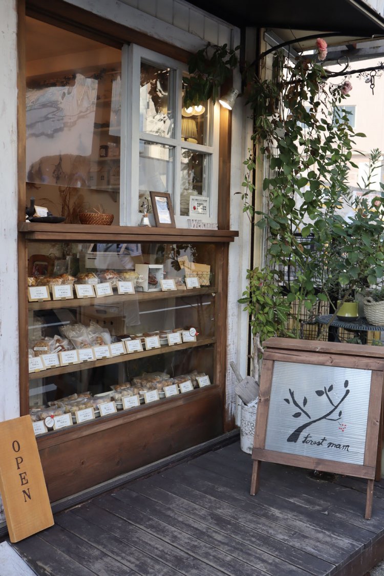 テイクアウト専門だ。