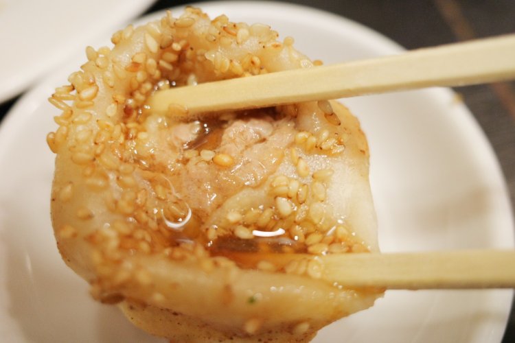 豚のうま味を存分に堪能できるスープ。