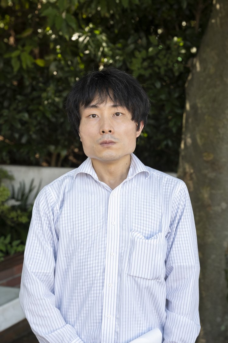 「区内には、さまざまな時代の遺跡が約240もあります」学芸員・林 正之さん。