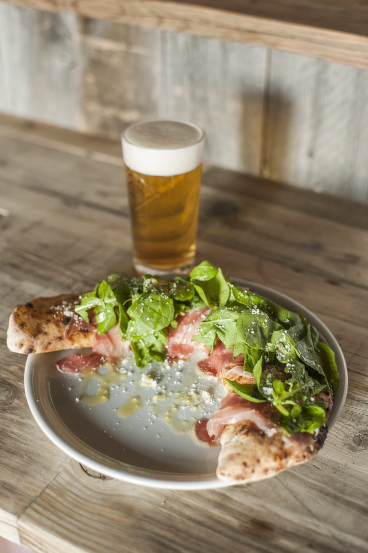 トロンケット1700円、ハートランド550円。