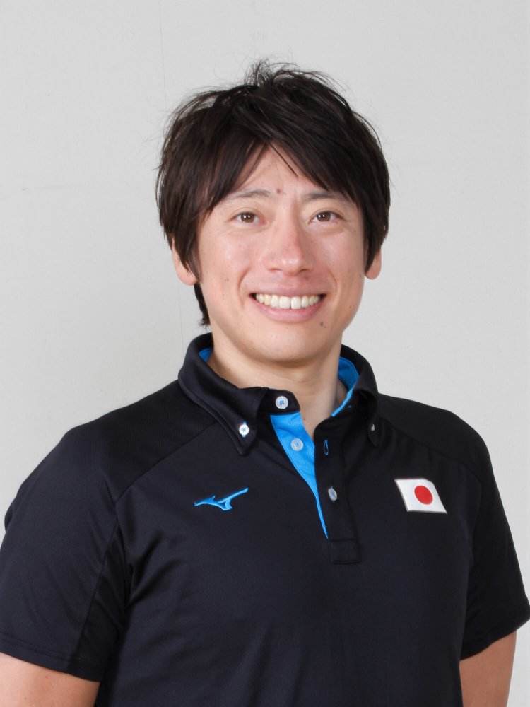 パラボート選手の有安諒平さん。15歳で視覚障害に。冬季大会のノルディックスキーにも挑戦。