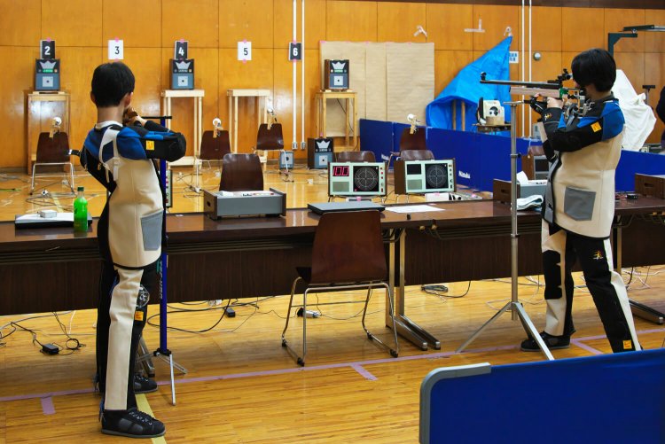 中学生向け「プラチナ・ジュニア」は約30名。射撃、ボート、ラグビーフットボ ールと埼玉県ならではの練習環境がある3競技から選ぶ。