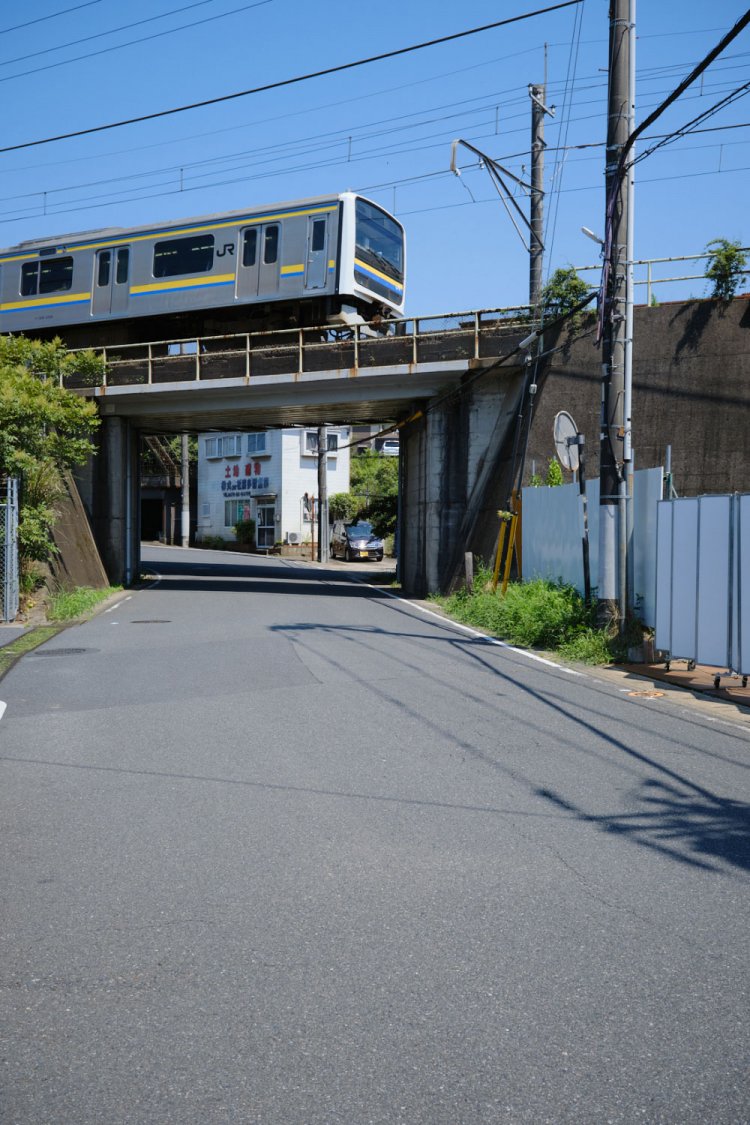 名所を結んだ県内初“電車”、成宗電気軌道の廃線跡を歩く【身近な廃線跡さんぽ】