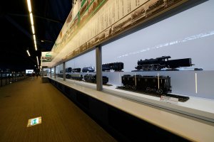 鉄道博物館鉄道車両年表の模型