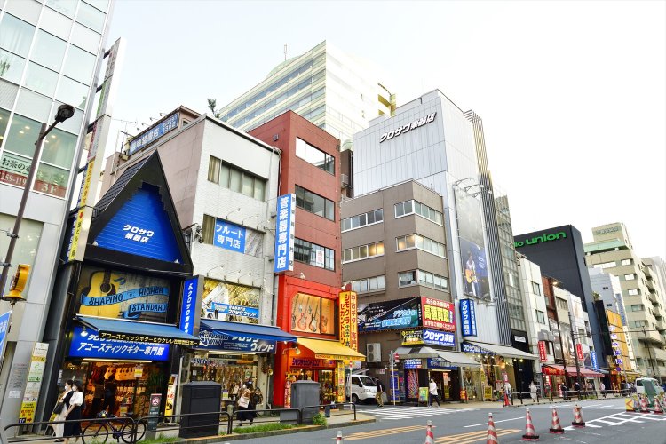 日本一の楽器街・神保町で、お気に入りの楽器と出合える楽器店を紹介します