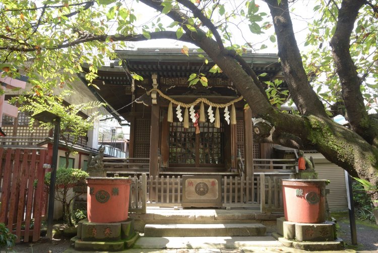 お稲荷さん巡り