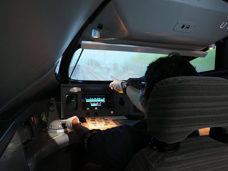 大宮『鉄道博物館』のシミュレータの体験のしかた、見どころを鉄道大好きカメラマンが徹底ガイドするぞ【ユータアニキの鉄道散歩】