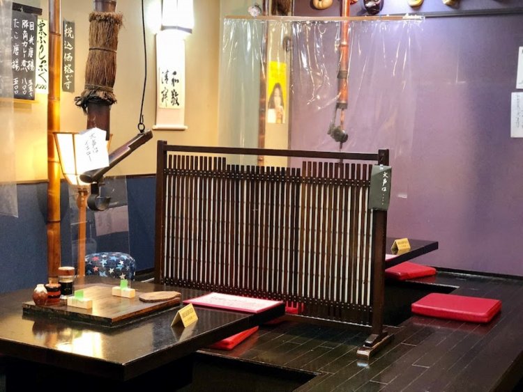 新しく作ったテーブル席は使いやすいと評判だが、こちらの掘りごたつも根強い人気だ。