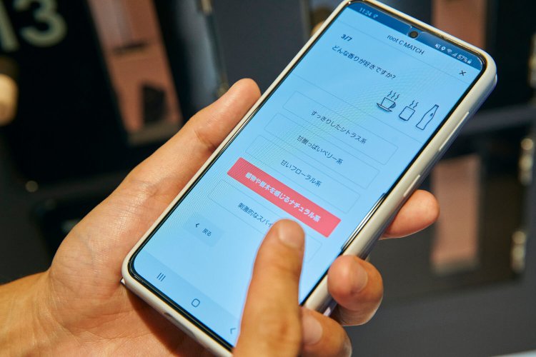 「root C MATCH」の初回は、あらかじめ決められた質問に答えるだけ。