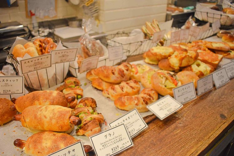 イタリアで修行したシェフのパン屋だけあって、フォカッチャやピザなど、イタリアならではのパンも多い。