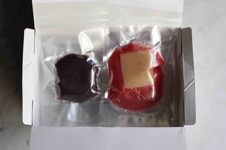 『両口屋是清』の生菓子に使うものと同じ材料とレシピが入っている。