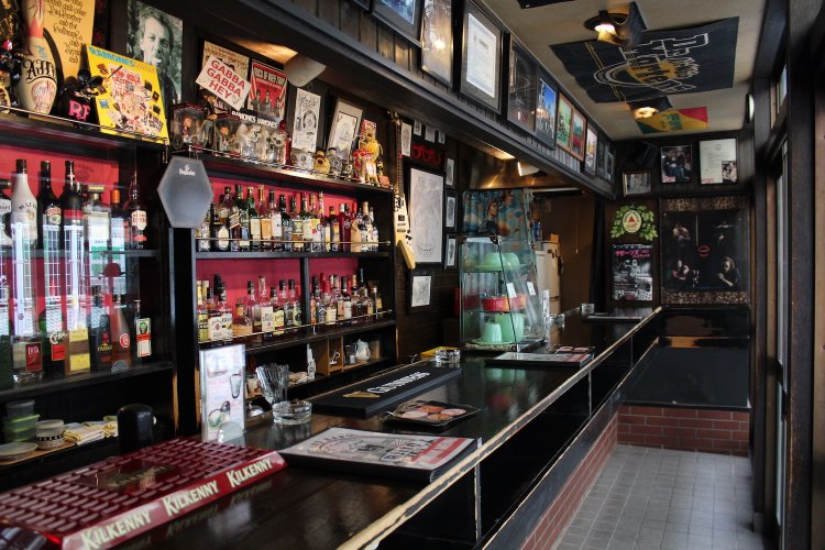 店内のカウンター。