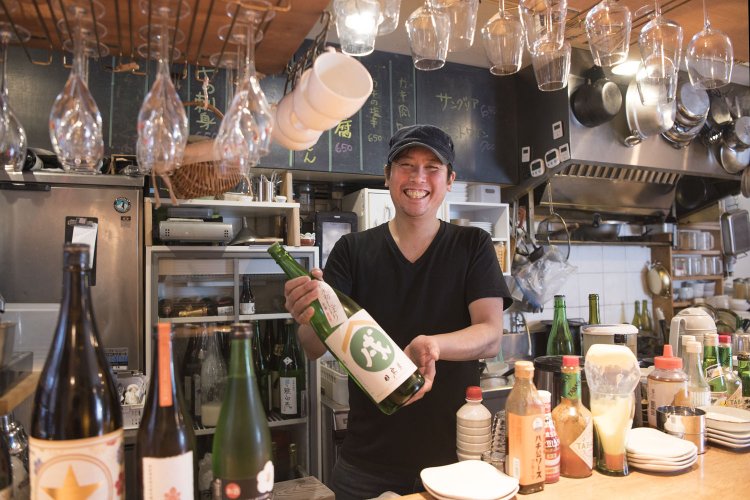 「カキの焼きおにぎりやグラタンもぜひ」と店主。