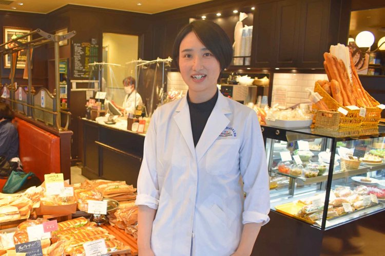 お話を伺った、店長の高橋さん。「働いていて、お店が賑わっている時の活気がエネルギーです」。