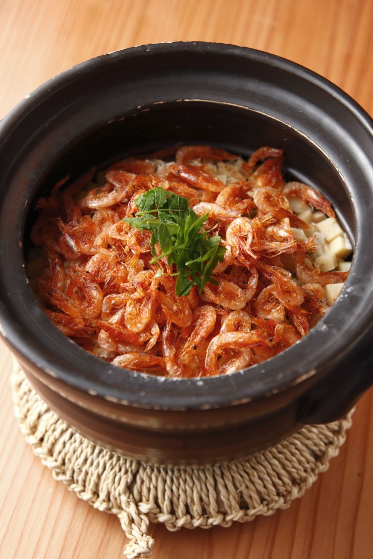 桜海老と竹の子の炊き込みごはん2850円。