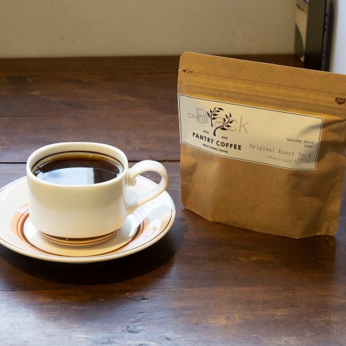 西調布『PANTRY COFFEE』は、スペシャルティーコーヒーが野菜と同居するやさしいカフェ