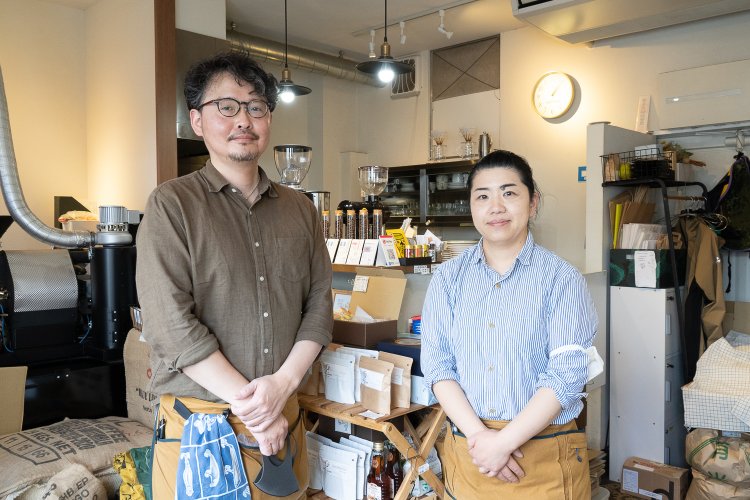 金子和生さん（左）と祐紀さん（右）。