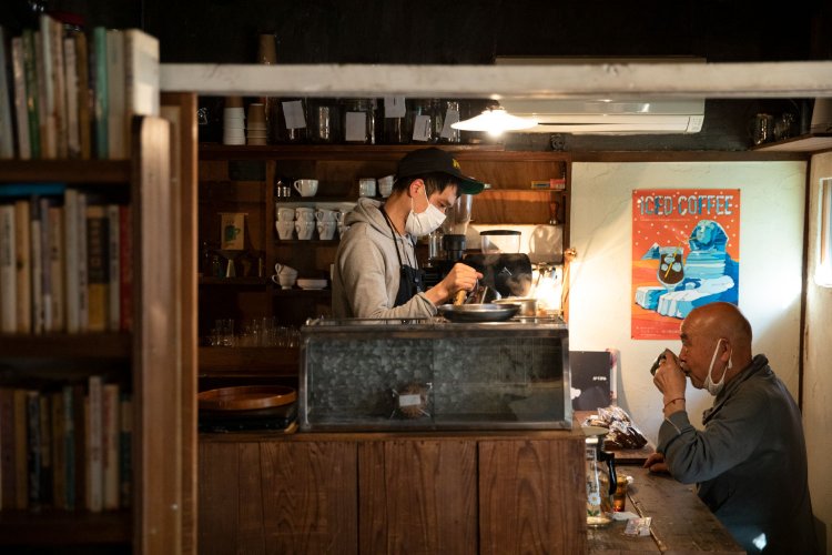 リピーターが多い『GRANARYS COFFEEE STAND』。