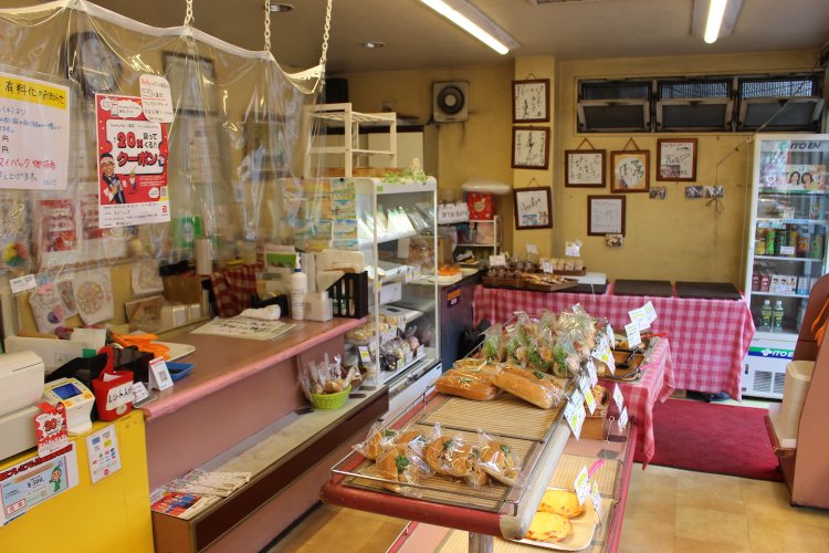 マルフクベーカリー