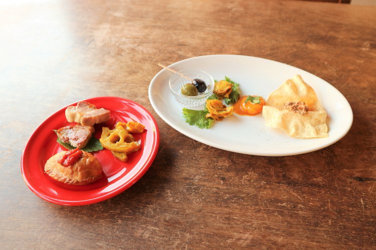 華やかで美しい盛り付けは、バルで呑んでいるような気分に。