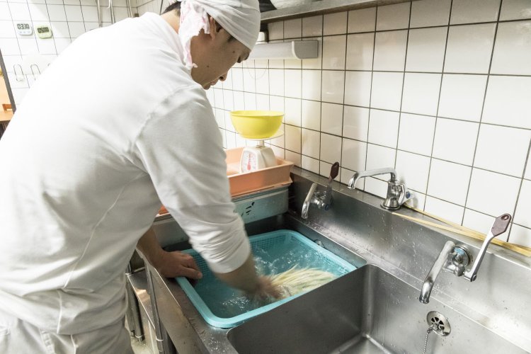 さまざまな銘柄を試した鈴木さんがたどりついたのは、キメが細かい北海道産キタホナミ。