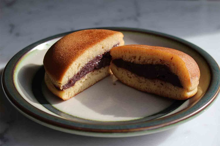 『和菓子処 大角玉屋』のブランデーどら焼き