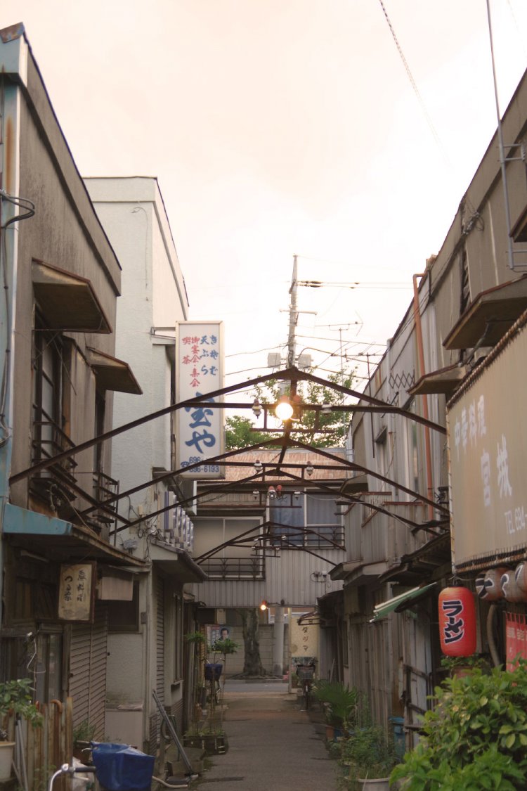 街の昭和を旅する