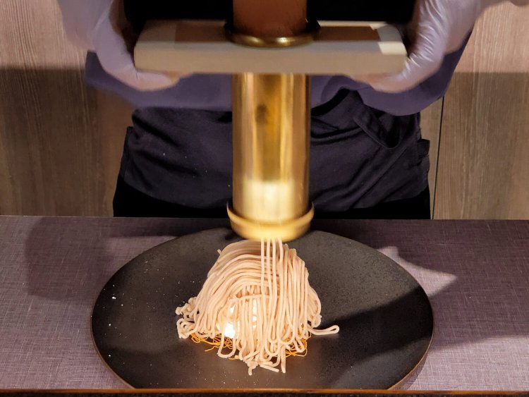 “丹波栗のモンブラン”から“老舗たい焼き”まで出来立てスイーツを楽しむ～黒猫スイーツ散歩 麻布十番編まとめ～