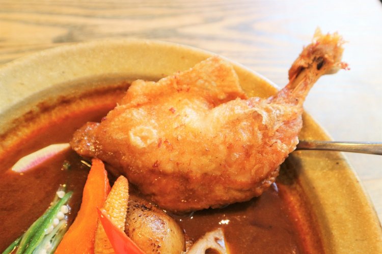 パリッパリに揚げられた皮が憎い。