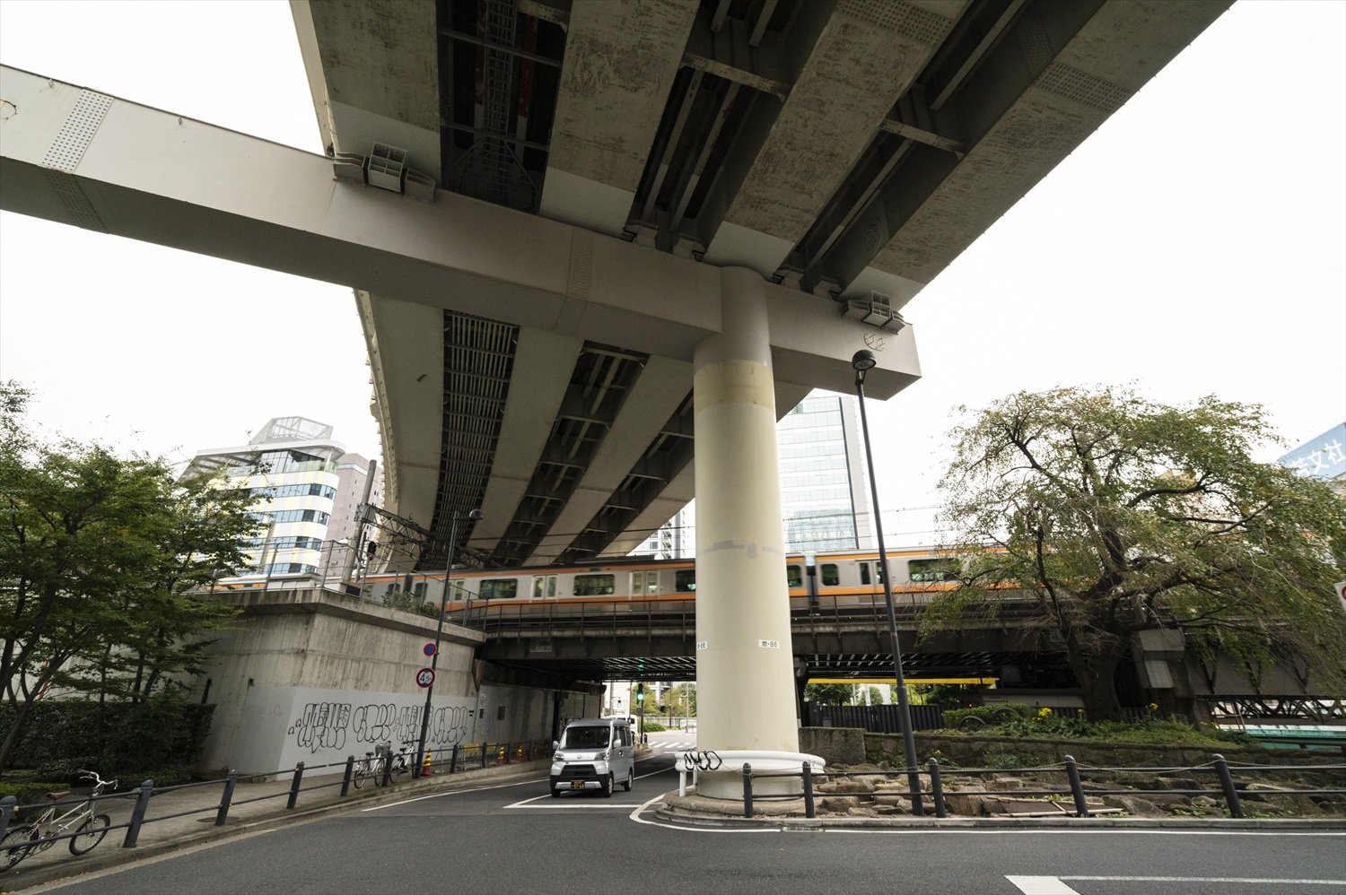 飯田橋 牛込神楽坂散歩コース 絶景奇景ほっこり穴場を上り下りする 神楽坂下さんぽ おすすめ散歩コース 東京 さんたつ By 散歩の達人