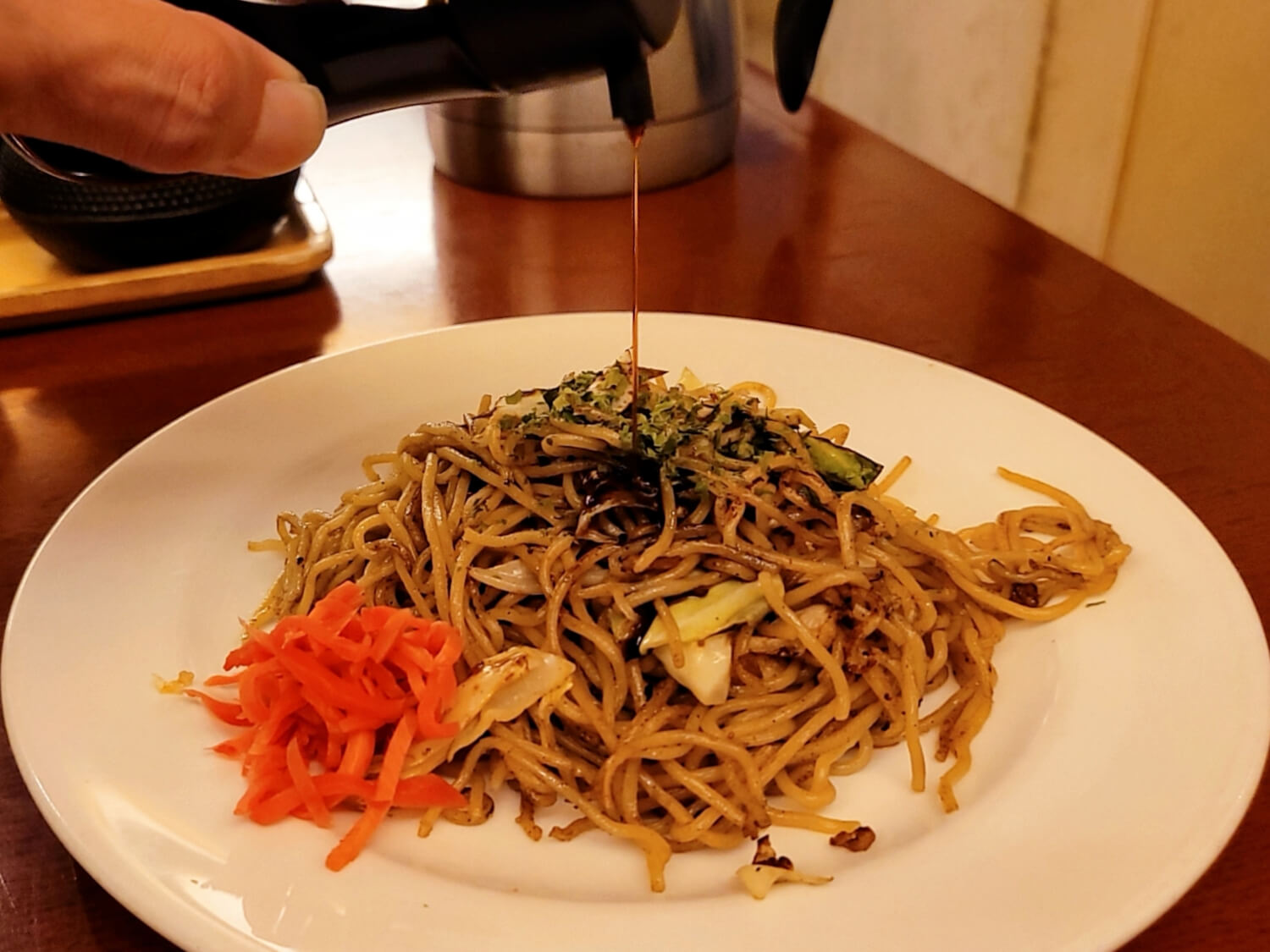 およげ！ たいやきくん”のモデルの老舗たい焼きをカフェで味わう