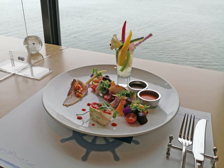 江の島アイランドスパ_ランチプレート3_RGB