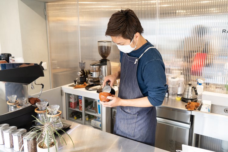 店長の佐々木志朗さん。