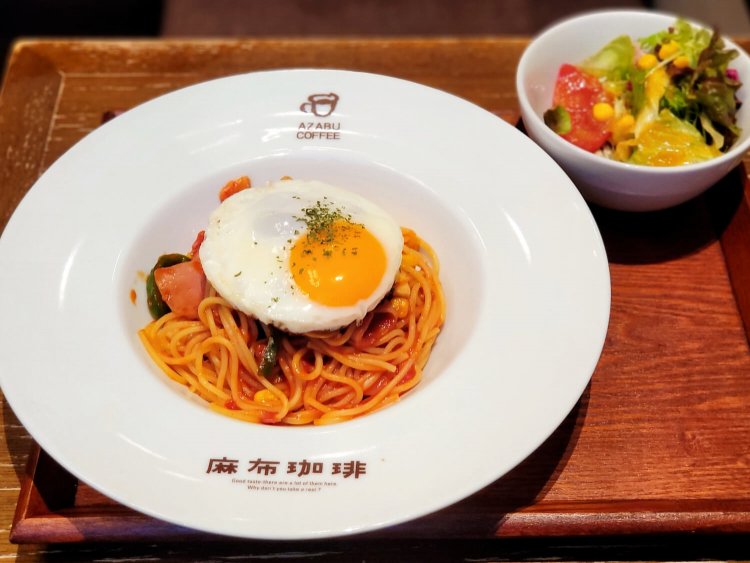 麻布ナポリタン 880円。