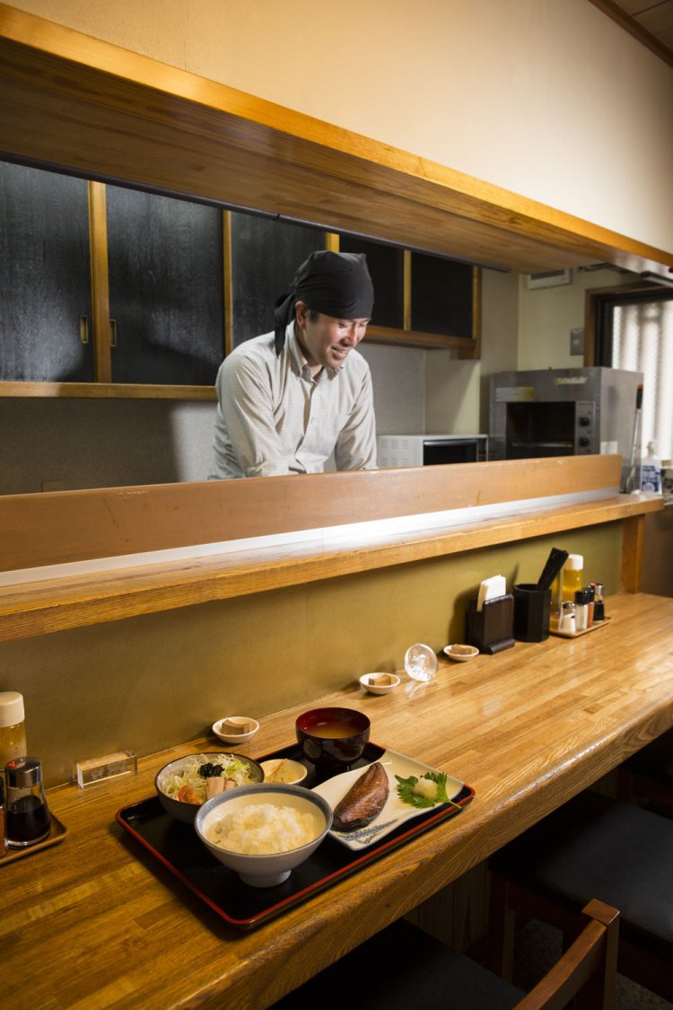 本日の魚のくんせい定食850円。写真はサバのくんせい。