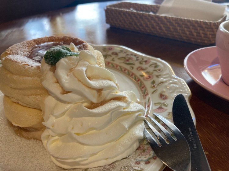 最近エルボーのために甘いものを調べるが、なんかオレの方が完全にハマっている。甘党になっている。