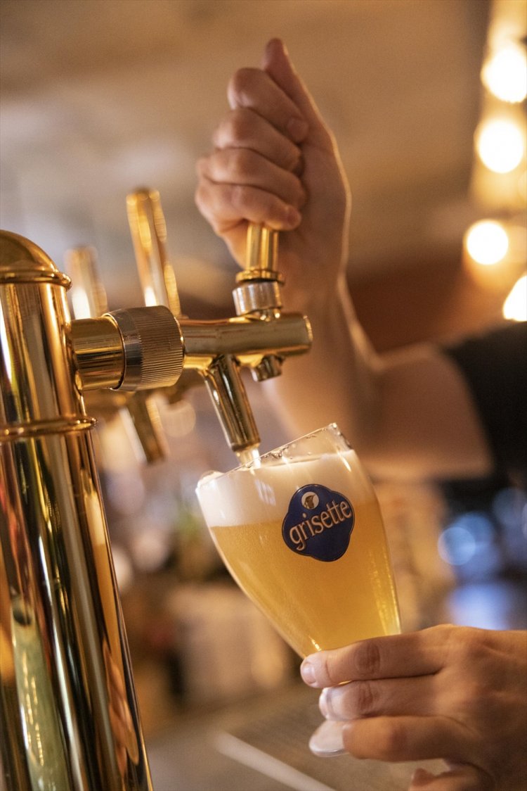 この日の生ビールはグリゼットブロンシュ 900円。