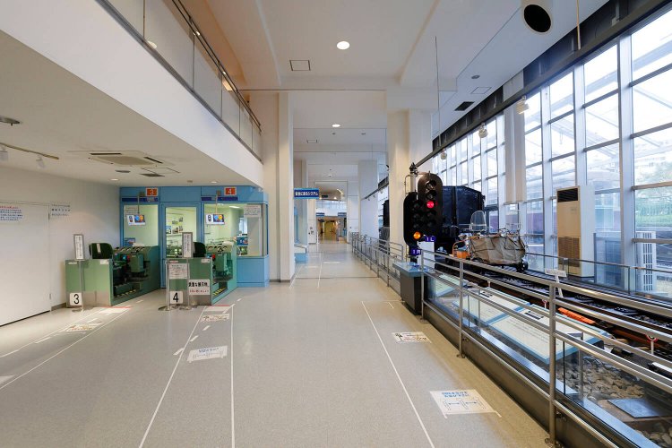 鉄道のあらゆるメカニズムを見て体験して学べる！