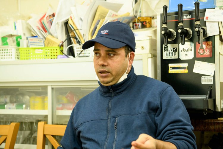 日本にやってきた2002年ごろから東十条に住んでいるというアウラッドさん。