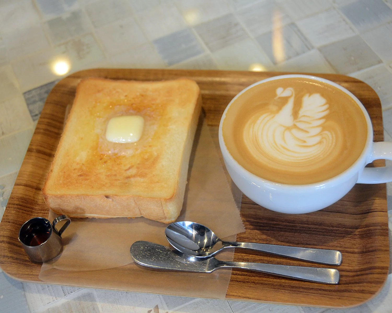 心がほっこり温まる極上モーニング 浅草 February Cafe の朝パンセットで優雅な朝を さんたつ By 散歩の達人