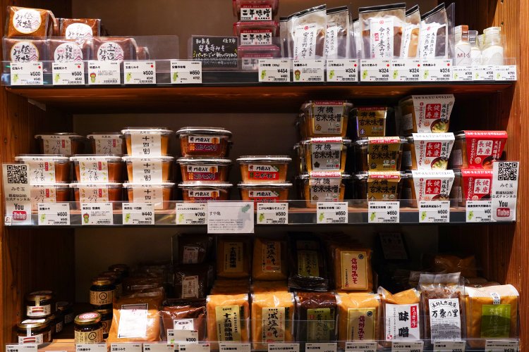 信州味噌もお馴染み。