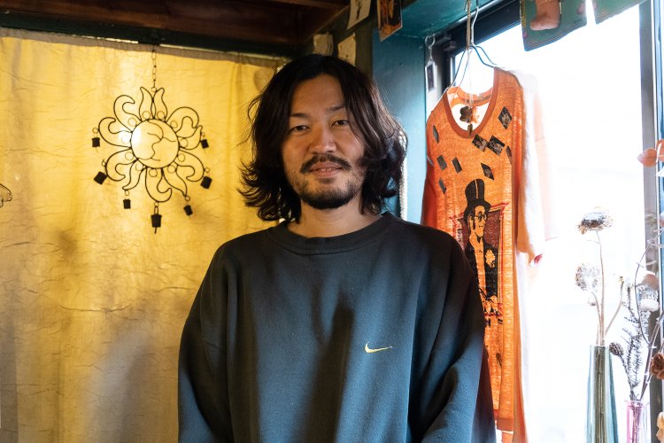 オーナーのshogoさん。スタイリストとしてクレジットされるときは深緑shogoとしている。