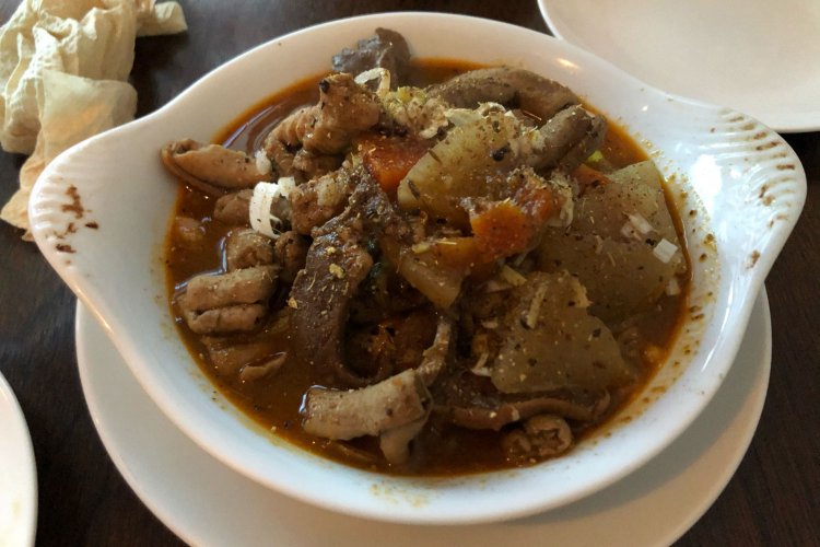 ここは何食べても美味い。3ヶ月置きぐらいにメニューが全部変わっていきます。