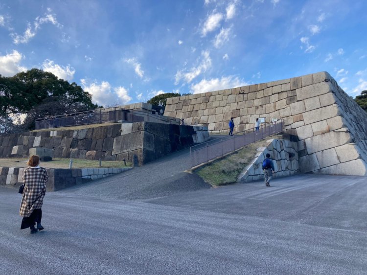 現存するのは天守閣の台座部分だけ。