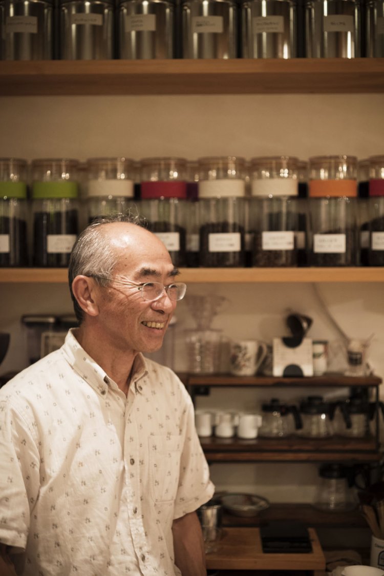 ご主人・諏訪部さんが吟味し焙煎した豆は、全て買うことができる。