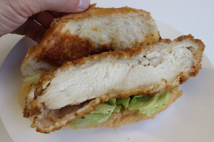 サシカエチキン