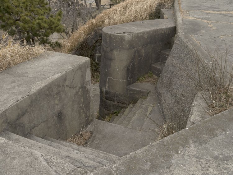 先ほどの階段部分。うーん不自然だ。