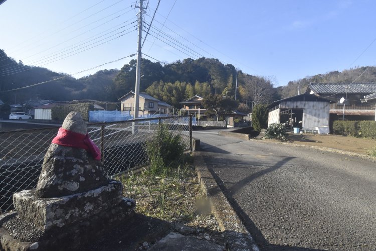 千代田団地入り口付近の集落。素朴な風景が魅力。