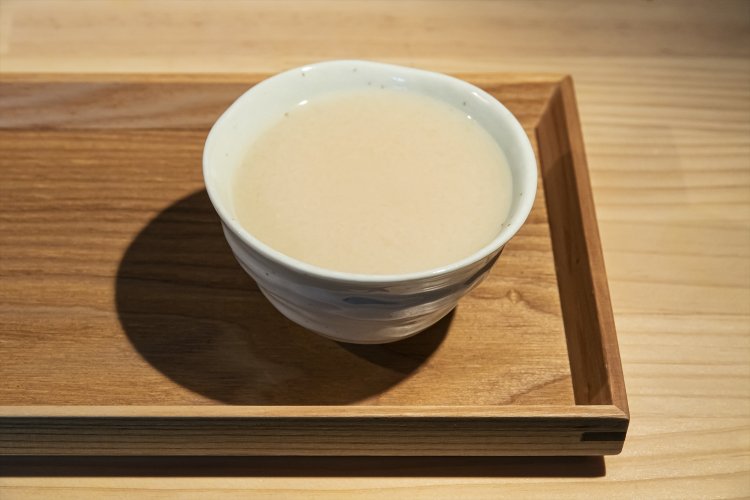 あったかにごりジンジャーエール600円。体の芯からあたたまる。