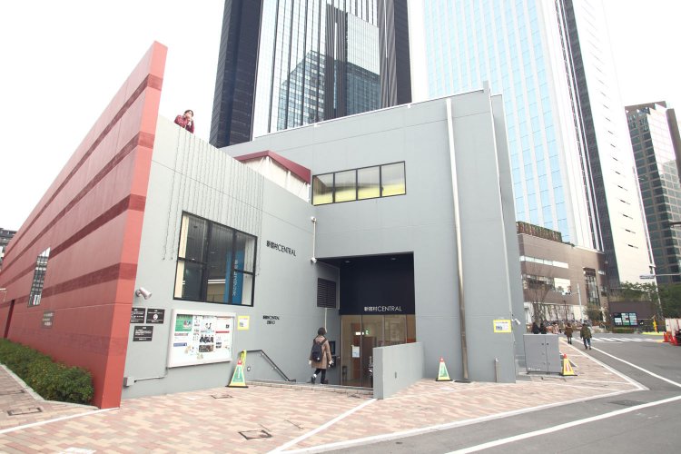 スタジオは38部屋ある。